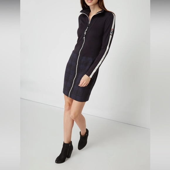 Marc Cain Sport Knit Dress with full zip in navy blue with plaid - Picture 6 of 9